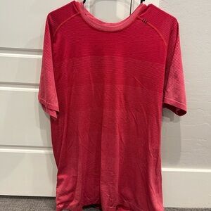 Lululemon Men’s Metal Vent Tech Shirt